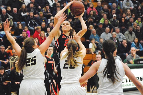 Marshfield's Ema Fehrenbach puts up a shot in front a wall of Appleton North defenders during Saturday's WIAA Division 1 sectional final at D.C. Everest High School. (Photo by Paul Lecker/MarshfieldAreaSports.com)