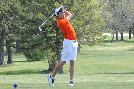 Marshfield's Derek Michalski hits a tee shot on the par-3 fifth hole during the Wisconsin Valley Conference Tournament meet on Tuesday at RiverEdge Golf Course in Marshfield. (Photo by Paul Lecker/MarshfieldAreaSports.com)
