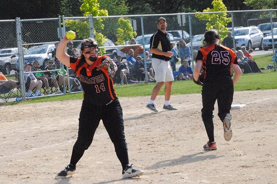 Stratford third baseman Kaylee Geiger makes a throw to first after fielding a bunt during the Tigers' 2-0 loss to Laconia in a WIAA Division 3 softball sectional final Thursday at Spud Field in Plover. (Photo by Paul Lecker/MarshfieldAreaSports.com)