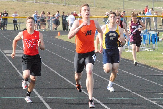 Marshfield senior Calden Wojt competes in the 100 meters at the WIAA Division 1 track regional at Wausau West on May 23. Wojt will run in the 100, 200 and 400 meters at the WIAA State Track & Field Championships at the University of Wisconsin-La Crosse on Friday and Saturday. (Photo by Paul Lecker/MarshfieldAreaSports.com)