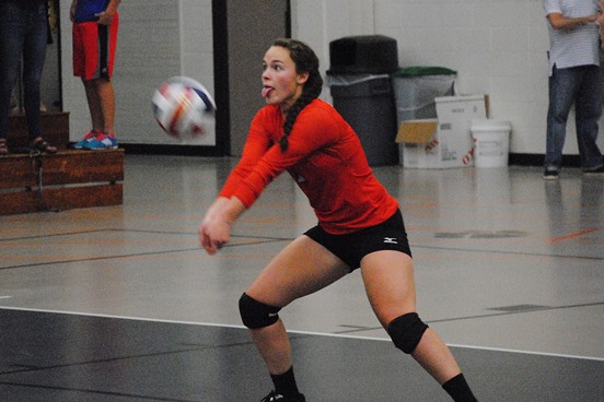 Marshfield's Maureen Cassidy returns a serve during the Tigers' 3-0 win over Wisconsin Rapids on Thursday at Marshfield High School. (Photo by Paul Lecker/MarshfieldAreaSports.com)