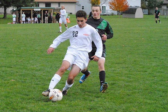 Marshfield's Isaac Wellens controls the ball in front of a Rhinelander defender during the Tigers' win in a WIAA Division 2 regional semifinal Thursday at Griese Park. (Photo by Paul Lecker/MarshfieldAreaSports.com)